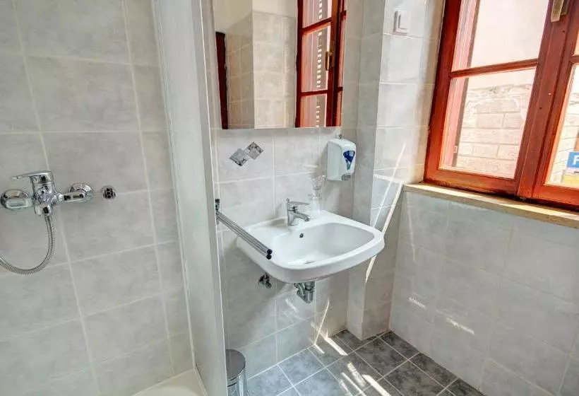 בית מלון כפרי City Point Rooms