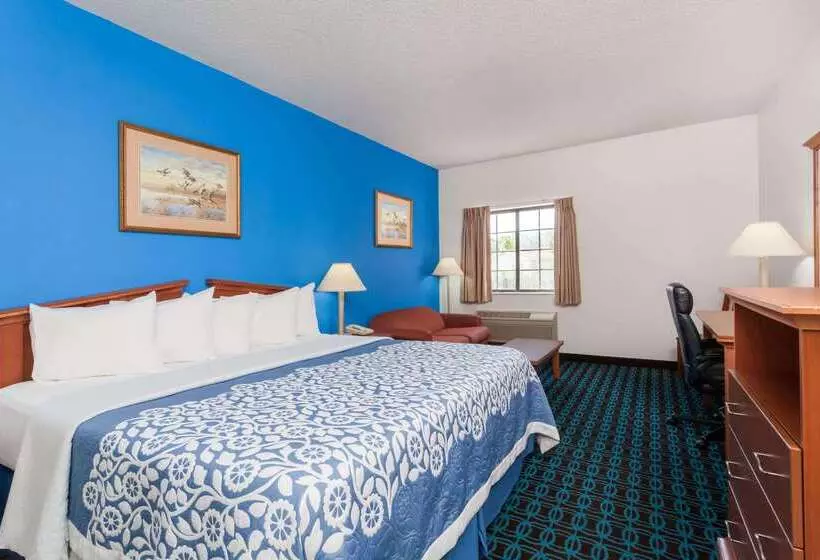 酒店 Days Inn & Suites By Wyndham Cambridge