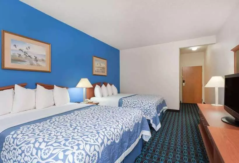 酒店 Days Inn & Suites By Wyndham Cambridge