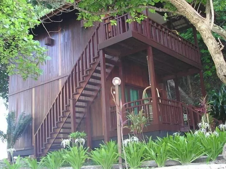 Hotel Gem Island Resort & Spa