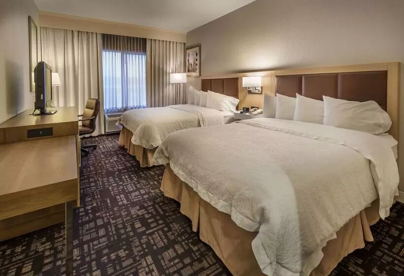 Hotelli Hampton Inn & Suites Reno