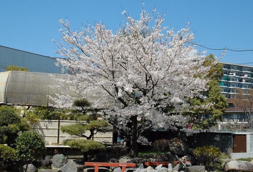 בית מלון כפרי Hatta