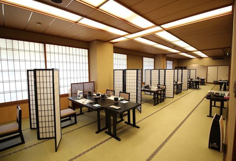 בית מלון כפרי Hatta