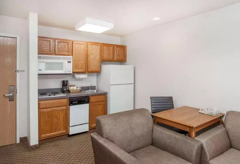 Отель Hawthorn Extended Stay By Wyndham Decatur