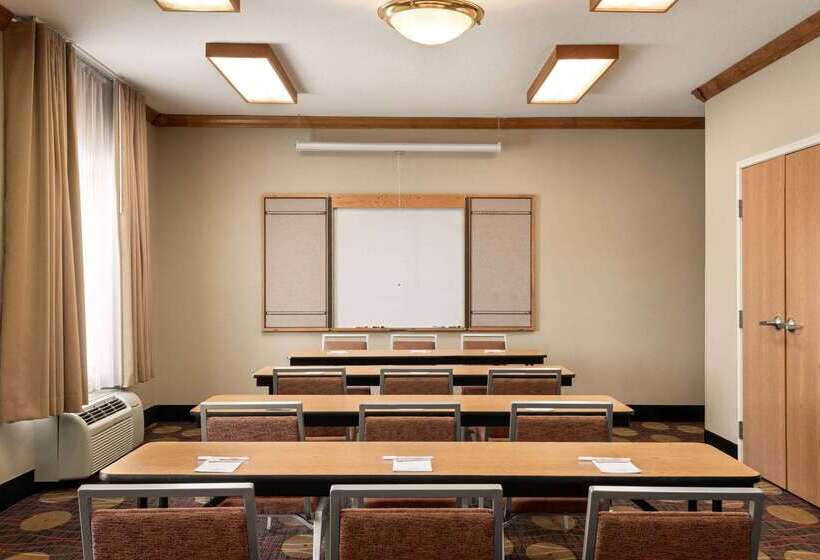 ホテル Hawthorn Extended Stay By Wyndham Decatur