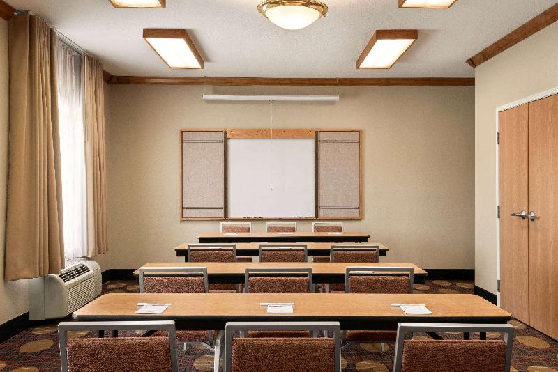 ホテル Hawthorn Extended Stay By Wyndham Decatur