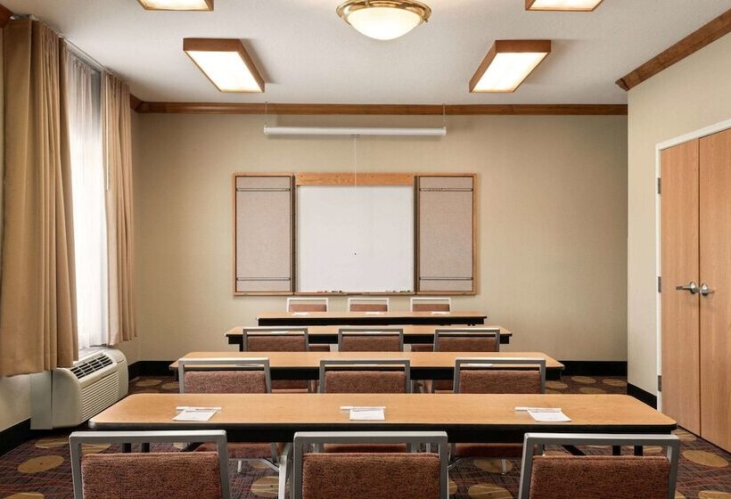 ホテル Hawthorn Extended Stay By Wyndham Decatur