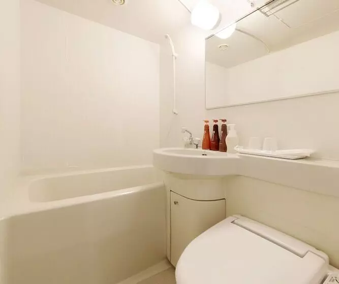 בית מלון כפרי Keio Presso Inn Nihonbashi Kayabacho