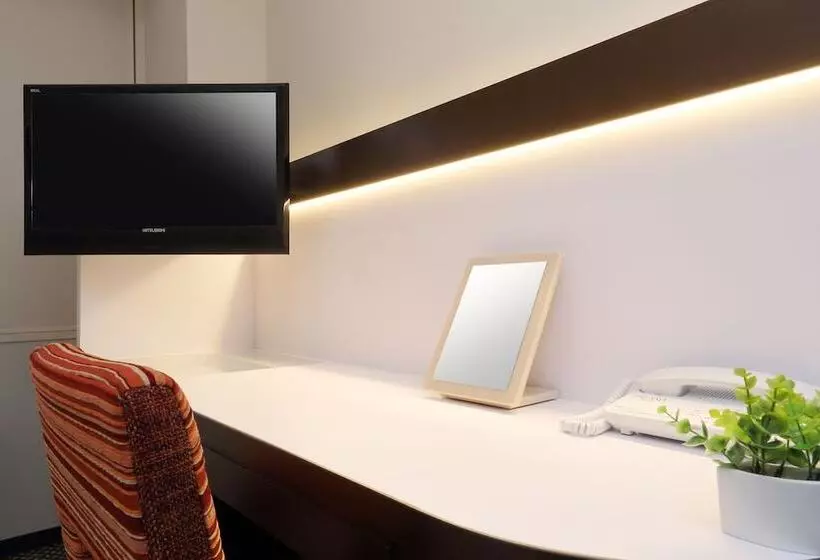 בית מלון כפרי Keio Presso Inn Nihonbashi Kayabacho