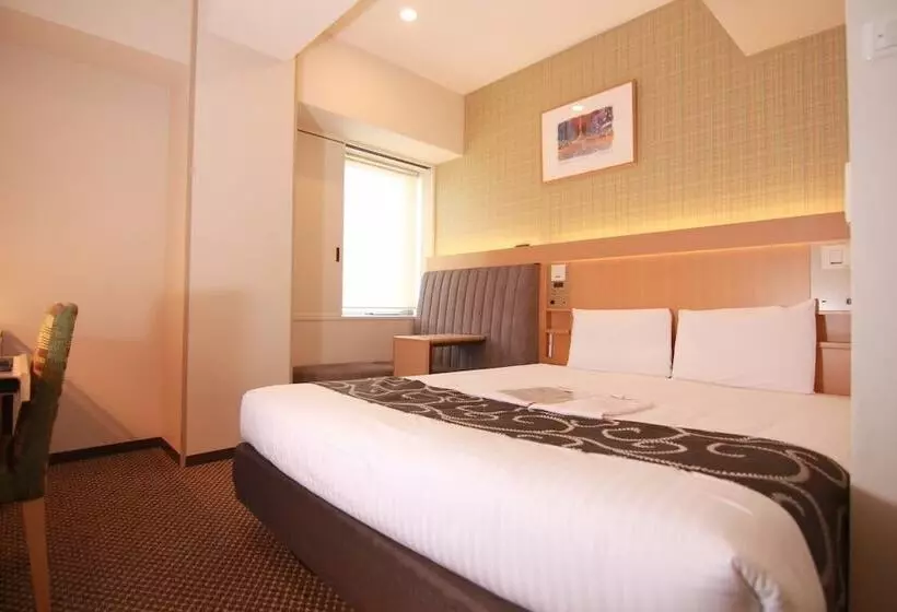 בית מלון כפרי Keio Presso Inn Nihonbashi Kayabacho