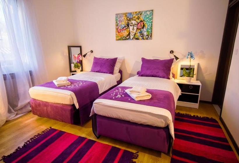 בית מלון כפרי City Point Rooms