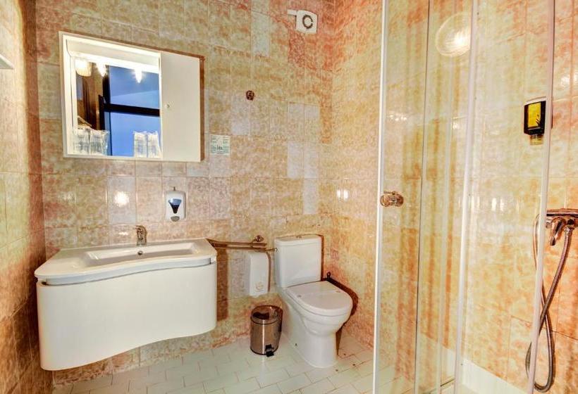 בית מלון כפרי City Point Rooms