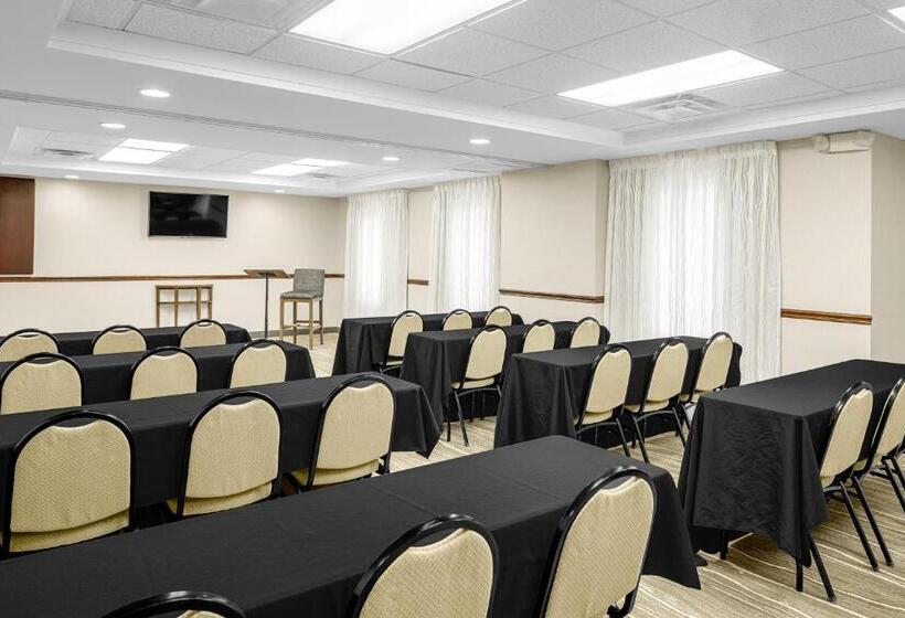 בית מלון כפרי Staybridge Suites Chattanooga Hamilton Place, An Ihg
