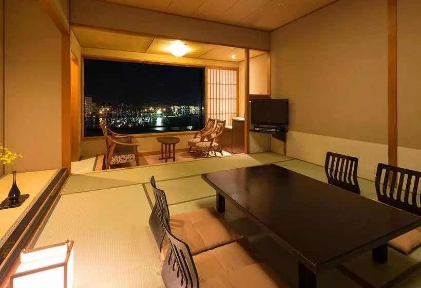 ホテル Awaji Yumesenkei