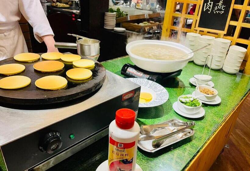 City Hotel Xiamen Free Welcome Fruits