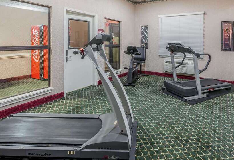 Отель Days Inn & Suites By Wyndham Pasadena