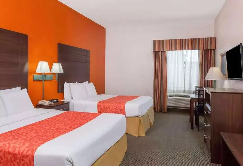 ホテル Days Inn & Suites By Wyndham Pasadena