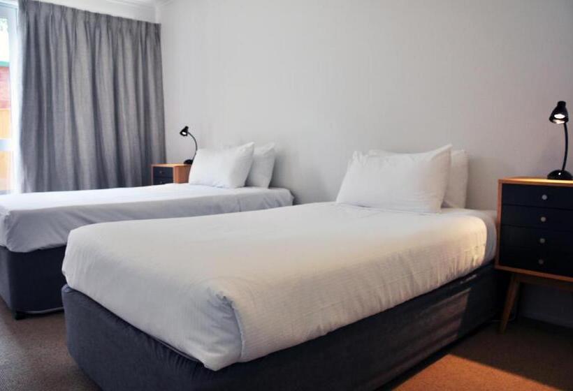 ホテル The Powderhorn Chateau