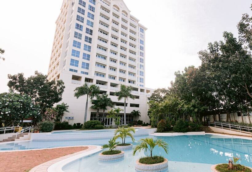 Sotogrande Hotel And Resort