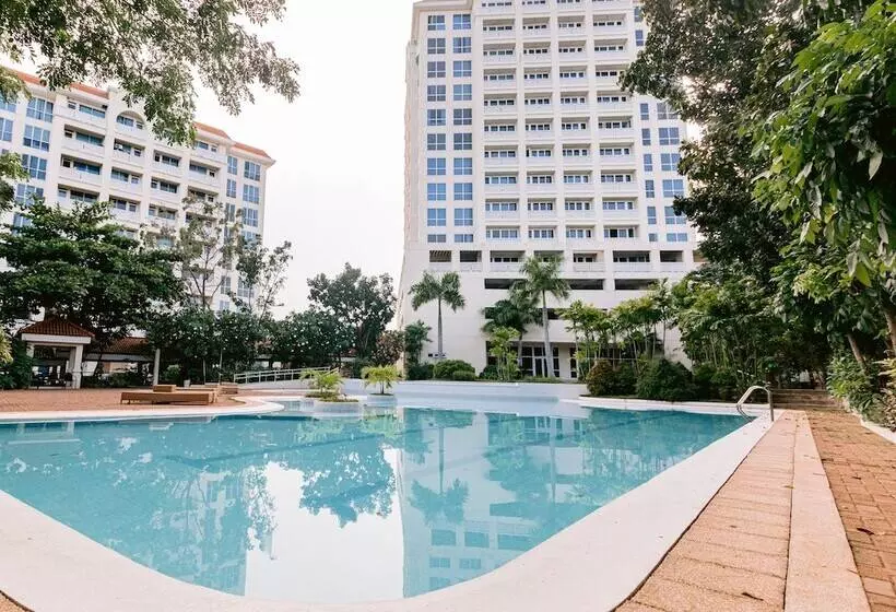 Sotogrande Hotel And Resort