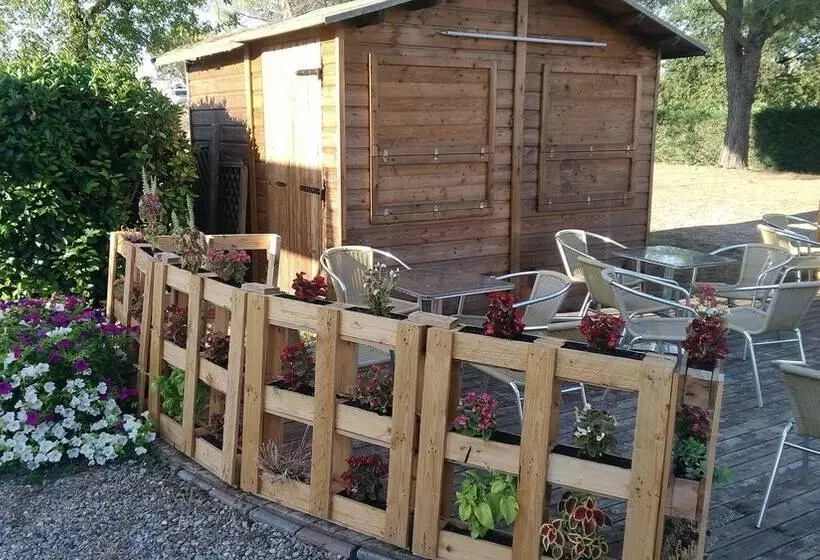 Отель Sport Village La Badia