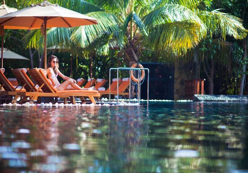 Hotel Sun Siyam Iru Fushi With Free Transfer