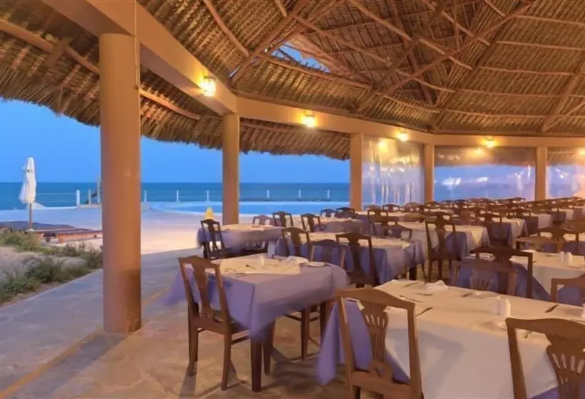 هتل Watamu Bay Ora Resort