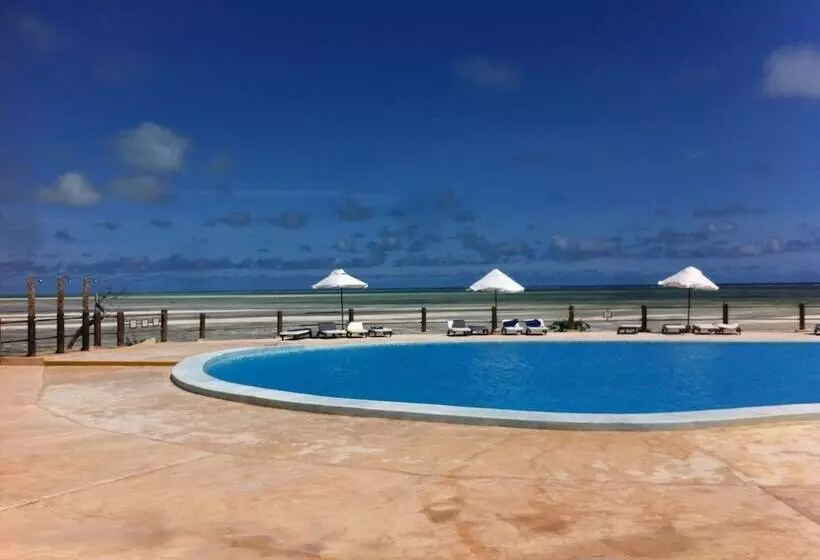 هتل Watamu Bay Ora Resort