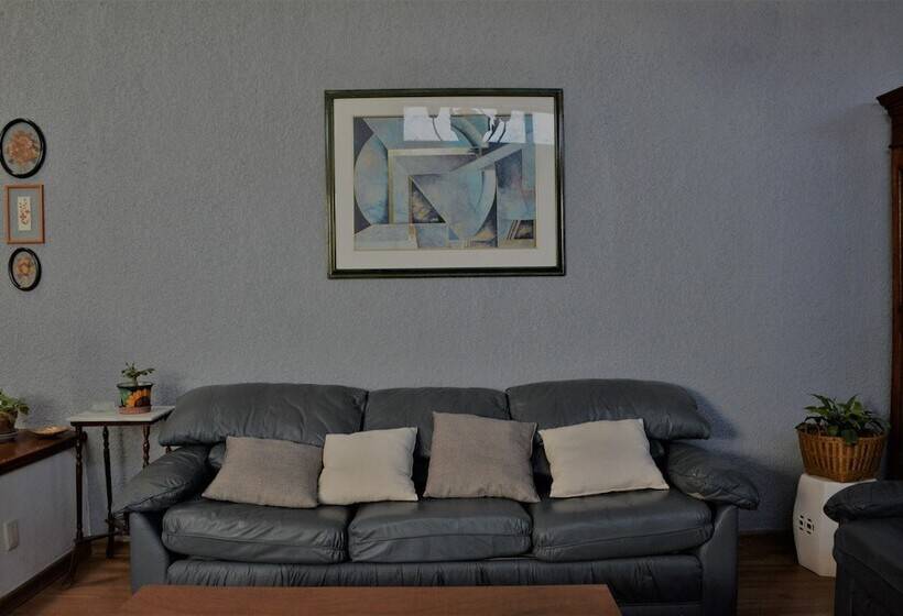 בית מלון כפרי Casa Marfil Hostel