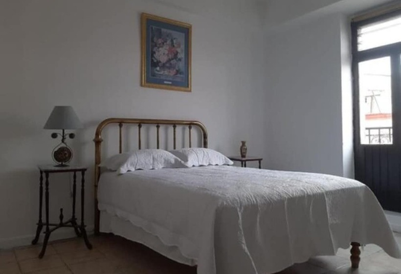 בית מלון כפרי Casa Marfil Hostel