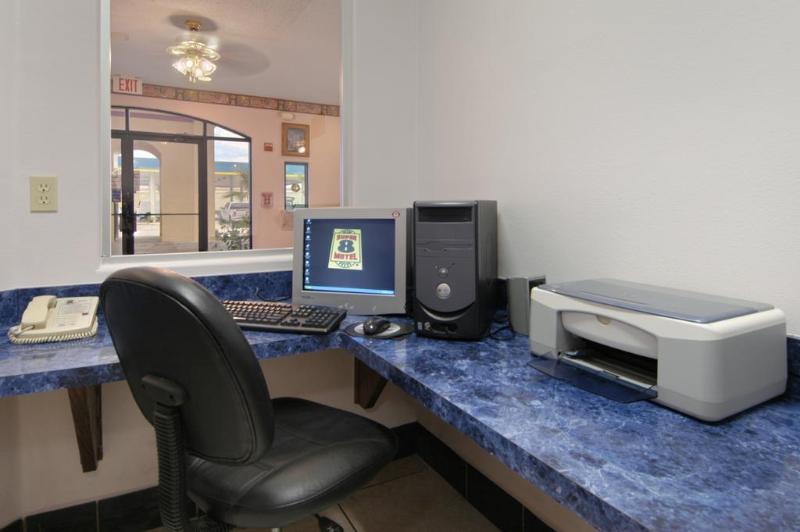 酒店 Texas Inn And Suites Rgv