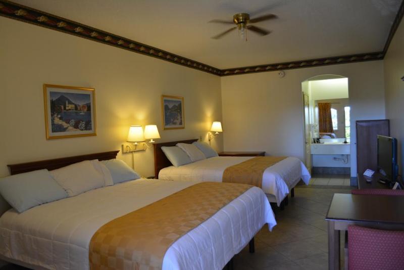 酒店 Texas Inn And Suites Rgv
