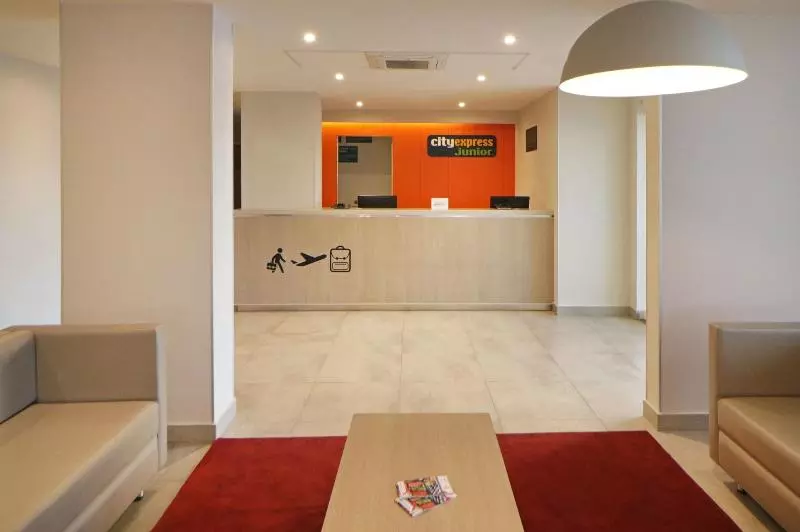 酒店 City Express Junior By Marriott Tijuana Otay