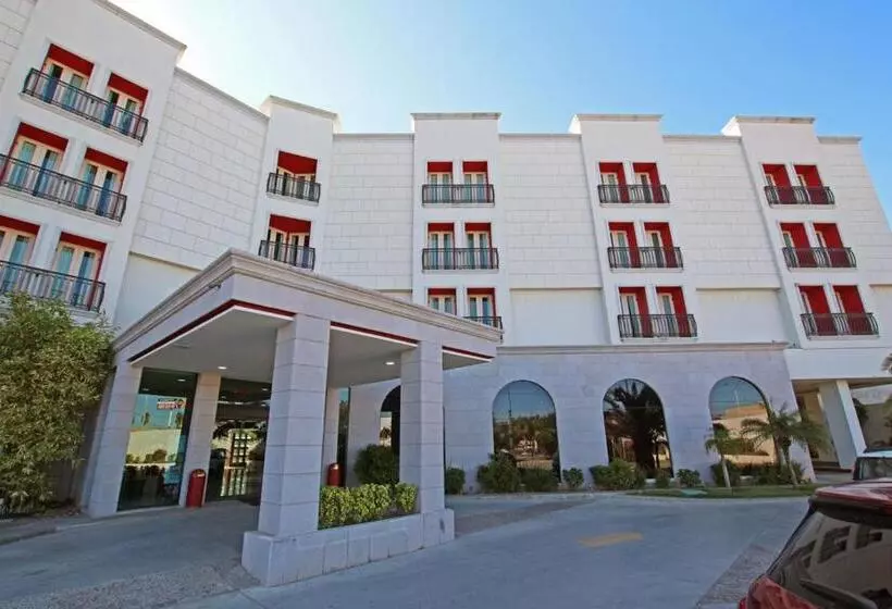 فندق Colon Plaza Business Class