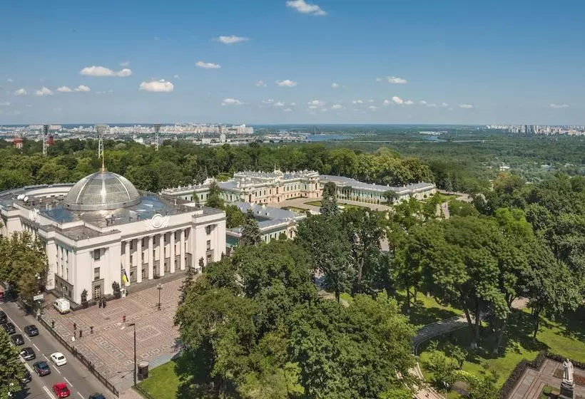 هتل Kyiv