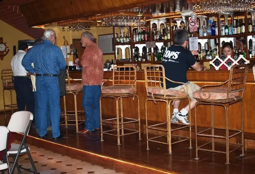 Otel La Hacienda De La Langosta Roja