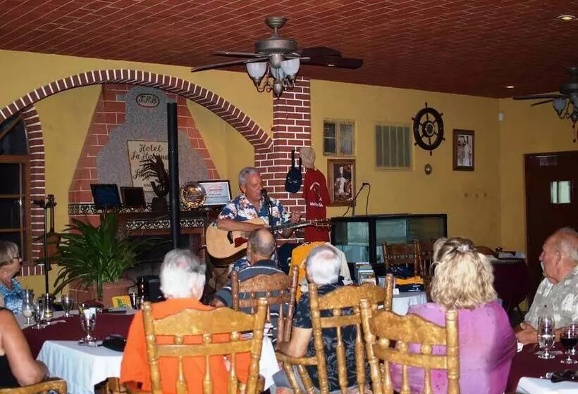 Otel La Hacienda De La Langosta Roja