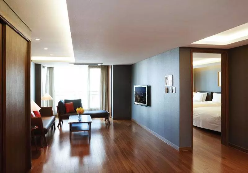 בית מלון כפרי Oriens & Residences