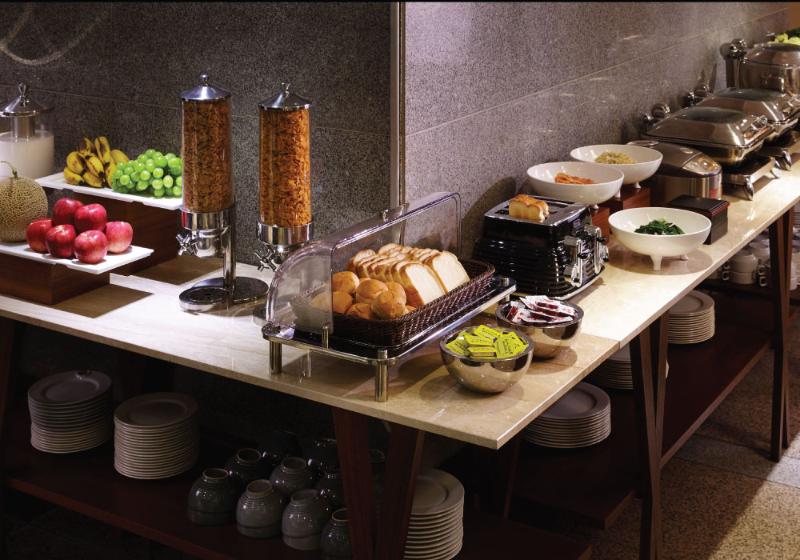 Hotel Oriens  & Residences