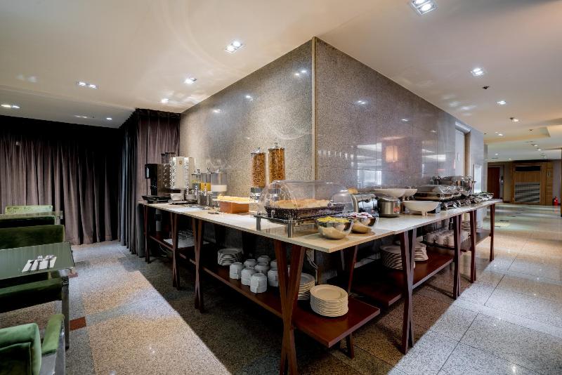 Hotel Oriens  & Residences