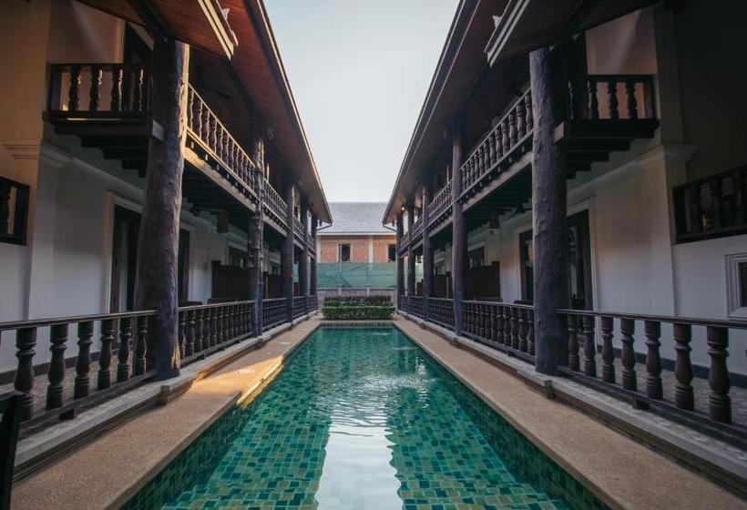 Treasure Hotel Laos