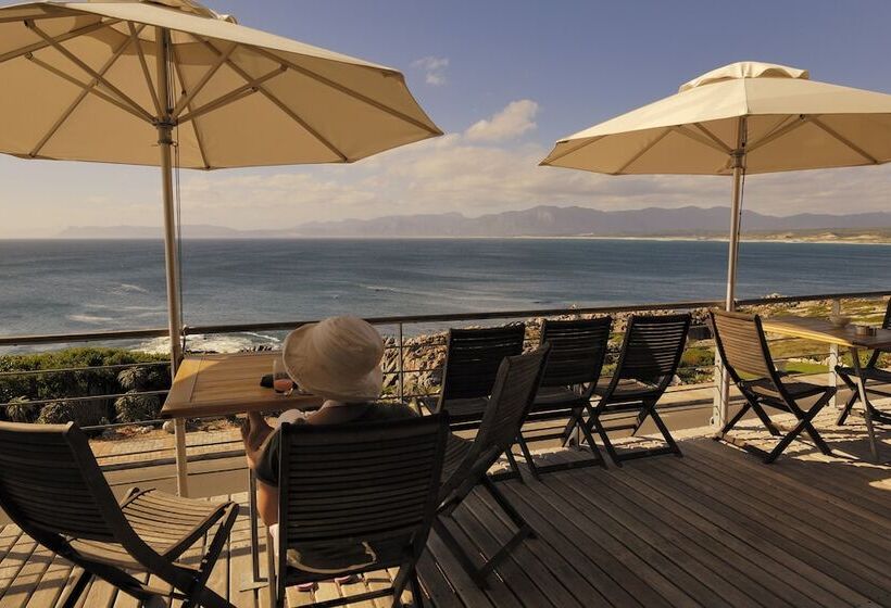 호텔 Whalesong Lodge