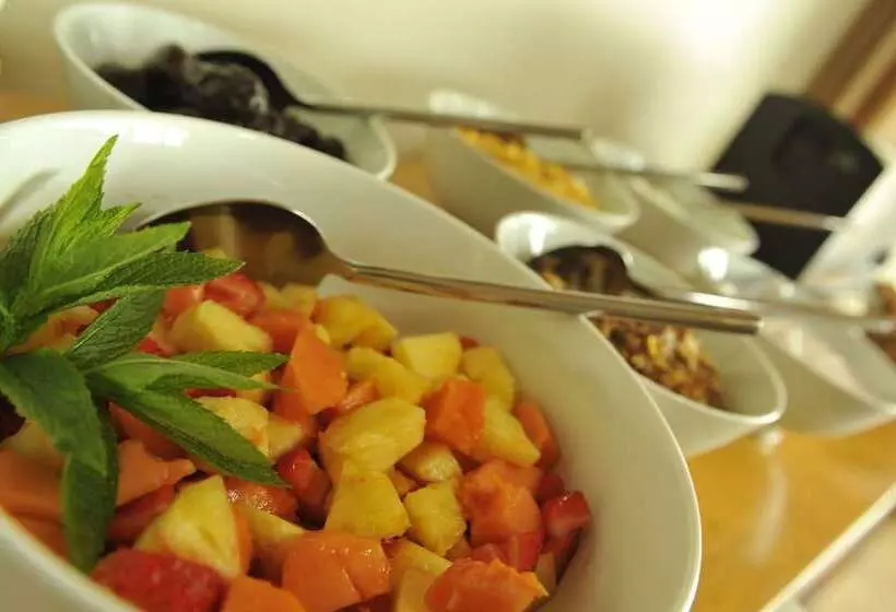 호텔 Whalesong Lodge