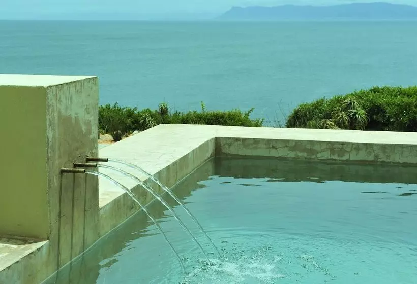 호텔 Whalesong Lodge