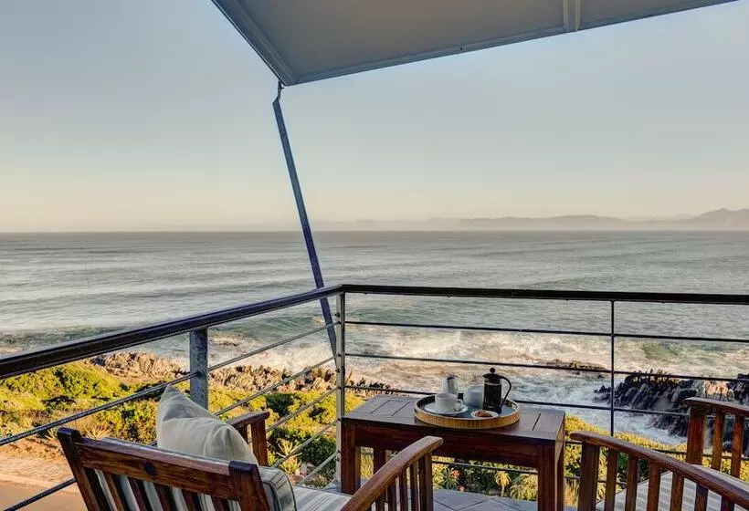 호텔 Whalesong Lodge