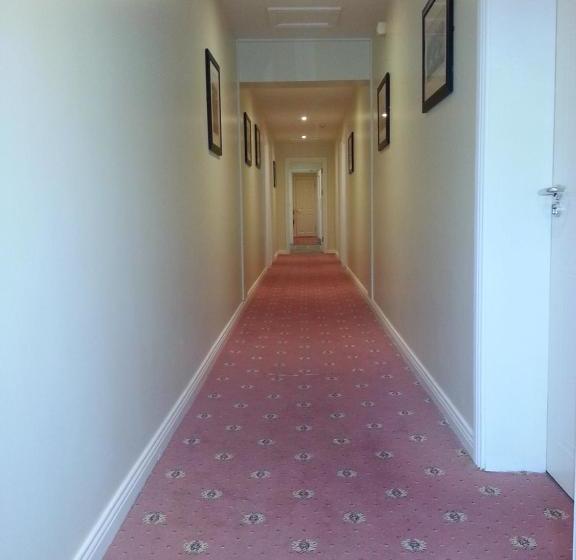 بنسيون Kerry Ocean Lodge