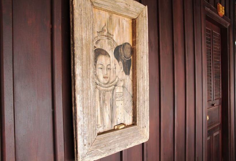 Villa Senesouk Luang Prabang