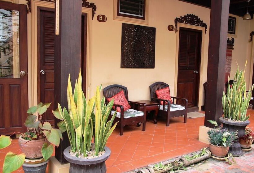 Villa Senesouk Luang Prabang