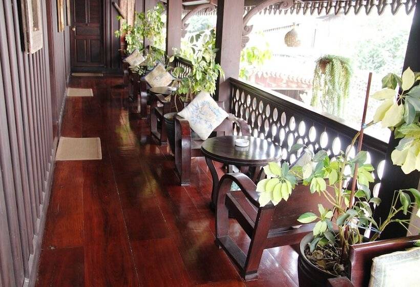 Villa Senesouk Luang Prabang