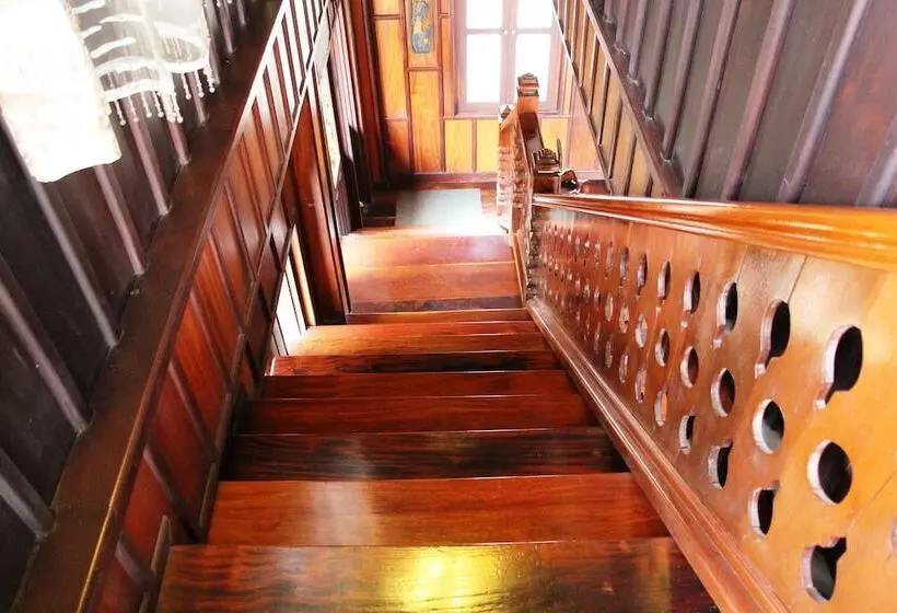 Villa Senesouk Luang Prabang